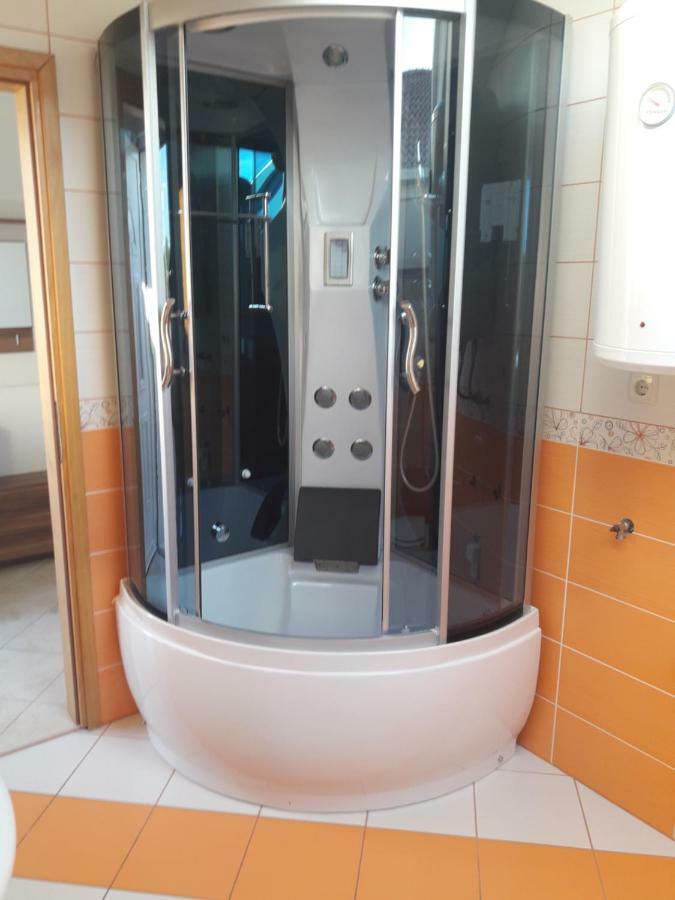 Apartmani Kuzmic Vrsi Exteriér fotografie